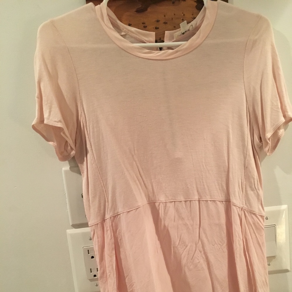 Wilfred baby pink silk tee